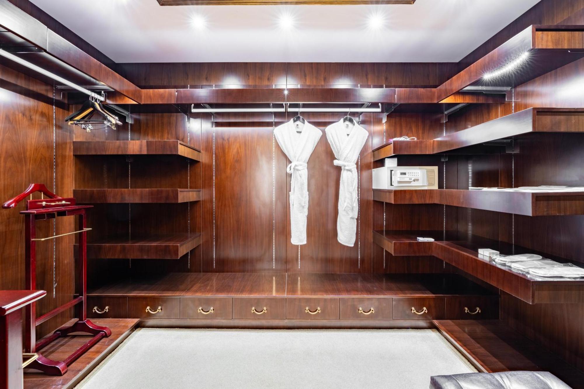 Royal Suite